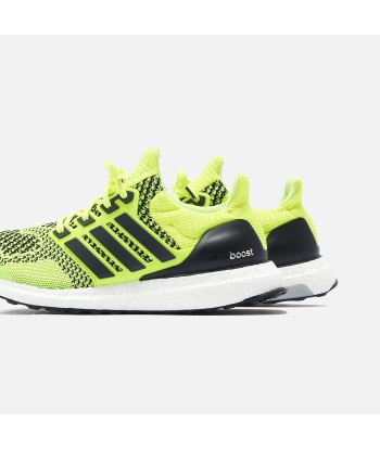 adidas Consortium UltraBoost 1.0 - Solar Yellow une grave pollution 