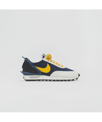 Nike x Undercover WMNS Daybreak - Obsidian / Gold Dart / Sail prix pour 