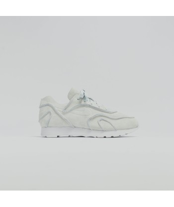 Nike WMNS Outburst Decon - Ghost Aqua / White brillant des détails fins