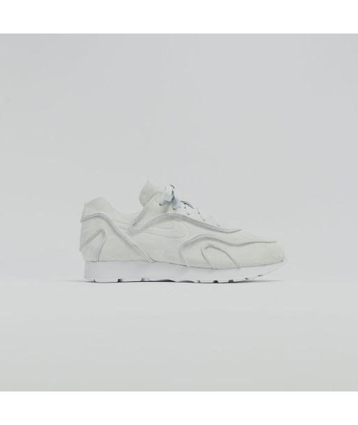 Nike WMNS Outburst Decon - Ghost Aqua / White brillant des détails fins