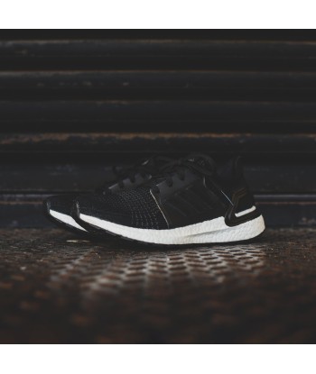 adidas Originals WMNS UltraBoost 19 - Core Black / White de la marque