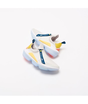 Nike WMNS Joyride Optik - Vast Grey / Bright Citron / Topaz Gold ou a consommer sur place