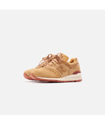 New Balance x Red Wing M997 - Hawthorne / Muleskinner brillant des détails fins