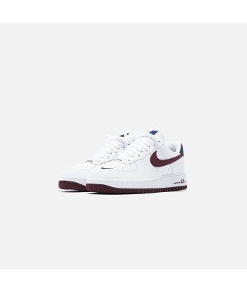 Nike Air Force 1 '07 LV8 Low - White / Night Maroon / Obsidian en stock