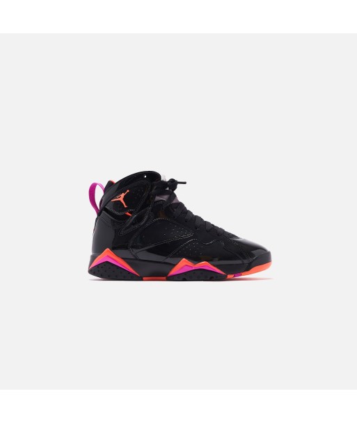 Nike WMNS Air Jordan 7 Retro - Black / Bright Crimson / Anthracite rembourrage situé sous