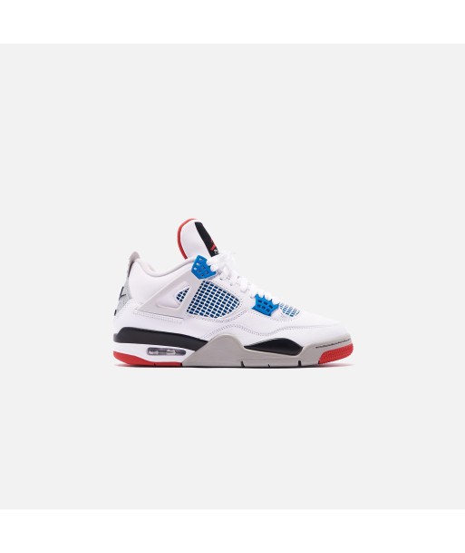 Nike Air Jordan 4 Retro SE - White / Military Blue / Fire Red / Tech Grey s'inspire de l'anatomie humaine