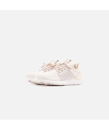 adidas Consortium x Universal Works UltraBOOST 19 - Winter White / Bone White / Glacier ouvre sa boutique