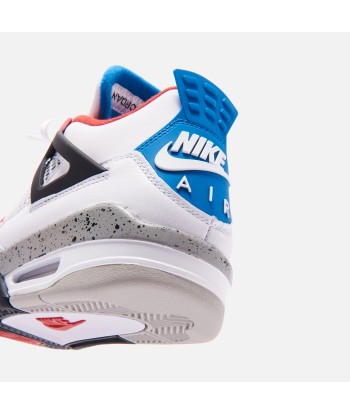 Nike Air Jordan 4 Retro SE - White / Military Blue / Fire Red / Tech Grey s'inspire de l'anatomie humaine