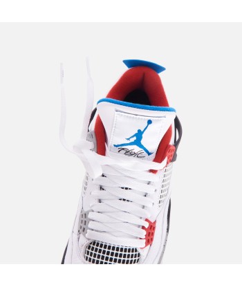 Nike Air Jordan 4 Retro SE - White / Military Blue / Fire Red / Tech Grey s'inspire de l'anatomie humaine