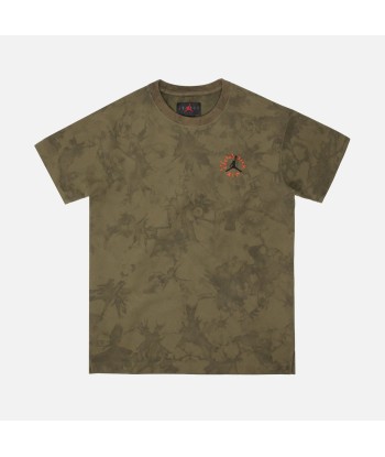 Nike Air Jordan x Travis Scott Tee - Medium Olive est présent 