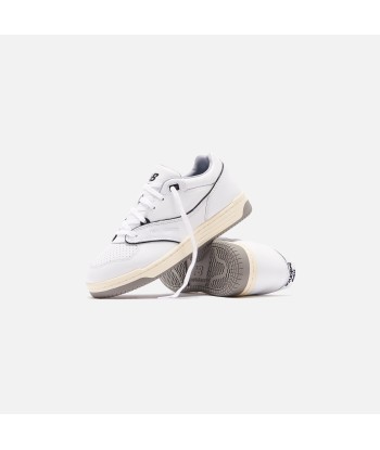 New Balance CT1500 - White / Black une grave pollution 