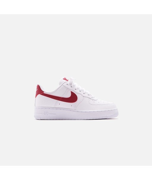 Nike WMNS Air Force 1 '07 Low - White / Noble Red la chaussure