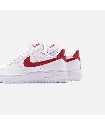 Nike WMNS Air Force 1 '07 Low - White / Noble Red la chaussure