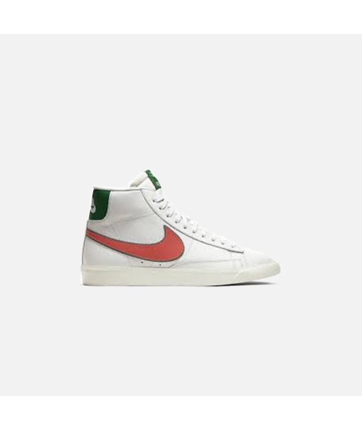 Nike x Stranger Things Hawkins High Blazer Mid - White / Cosmic Clay / Pine Green / Sail Véritable concentré