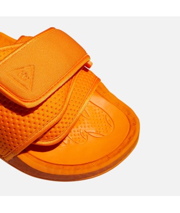 adidas x Pharrell Williams Boost Slide - Bright Orange plus qu'un jeu 