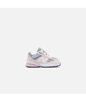 New Balance 990 V5 Toddler - Nimbus Cloud / Silver Metallic plus qu'un jeu 