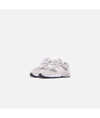 New Balance 990 V5 Toddler - Nimbus Cloud / Silver Metallic plus qu'un jeu 