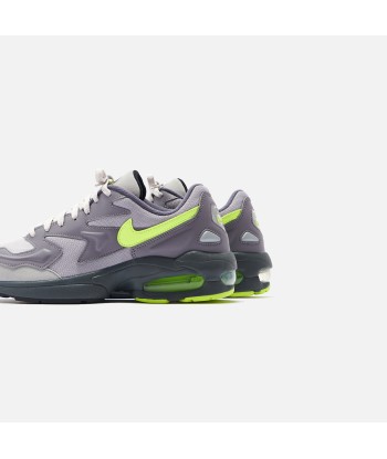 Nike Air Max 2 Light SD - White / Phantom Tint / Volt la colonne vertébrale