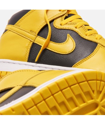 Nike Dunk High SP - Black / Varsity Maize rembourrage situé sous